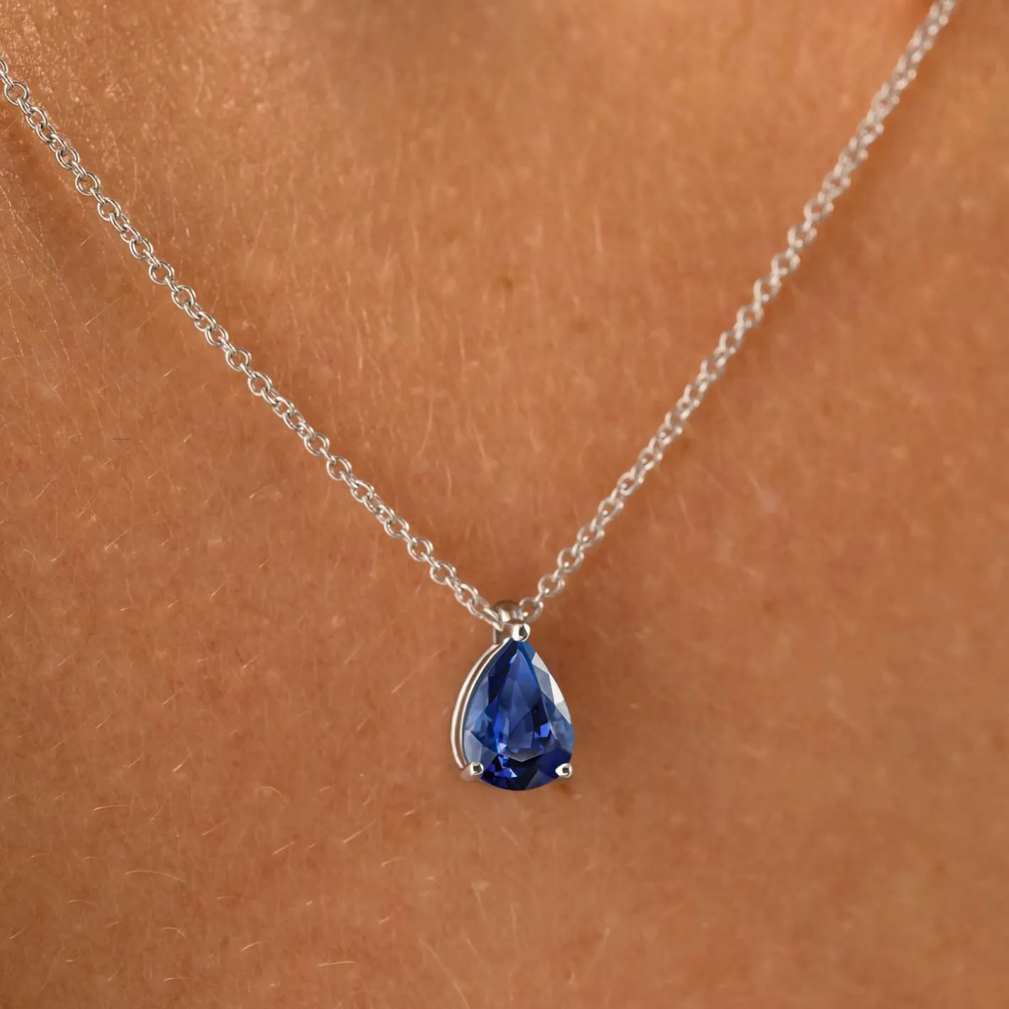 Pendentif Lady Poire M^GEMMYO Hot