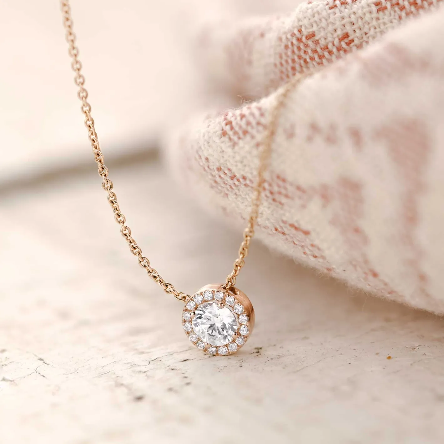 Pendentif Rétromantique M^GEMMYO New